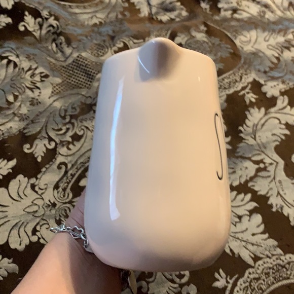 ๐ธRae Dunn syrup๐ธ - Picture 4 of 5